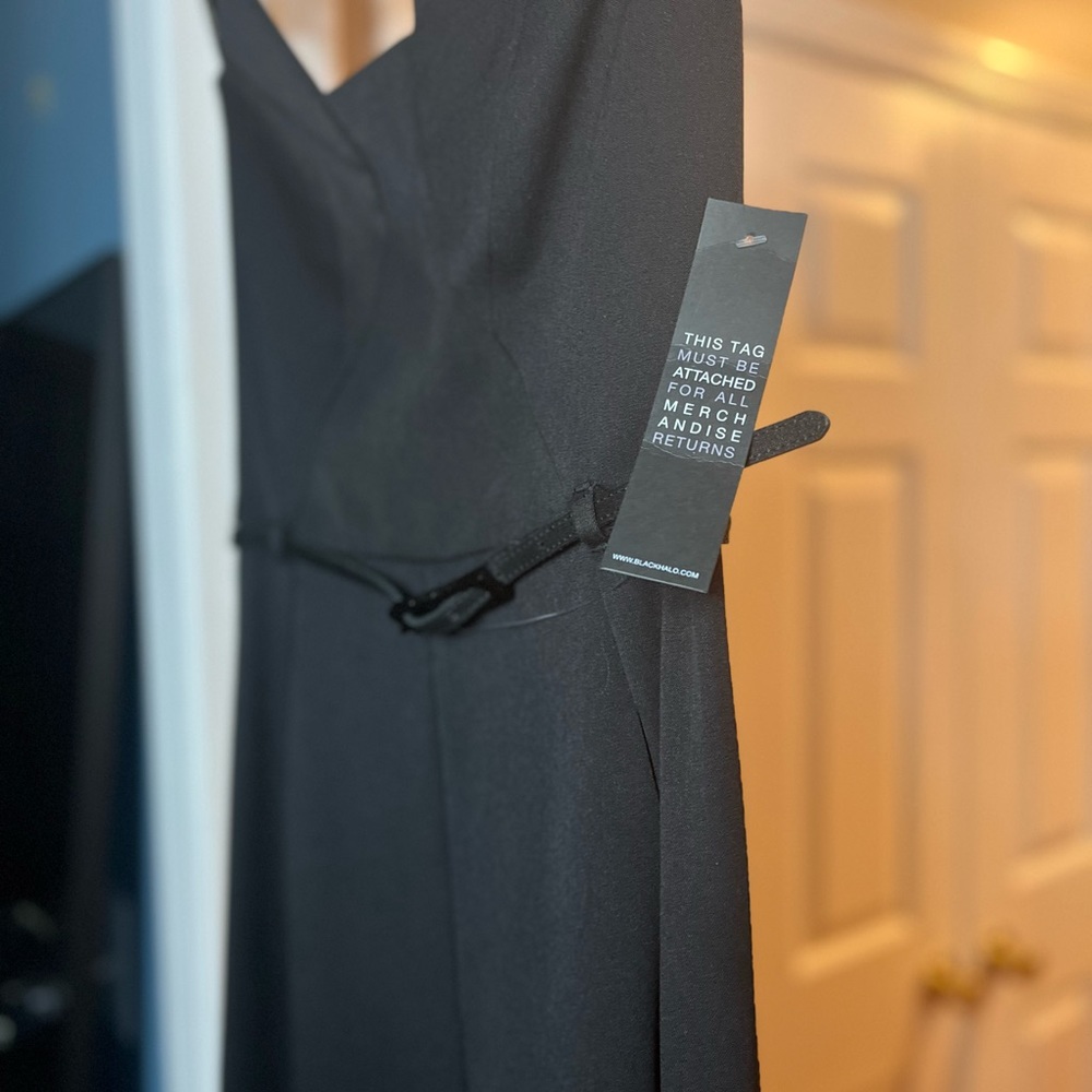 NWT Black Halo Lena jumpsuit, black, size 2 - Picture 5 of 5